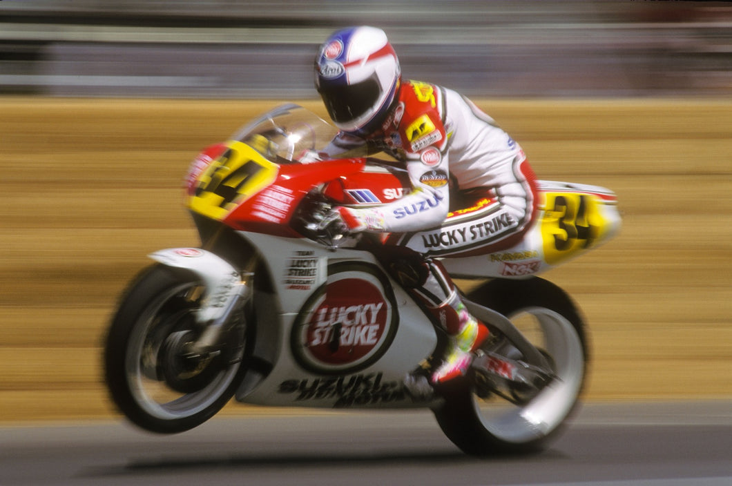 Kevin Schwantz - 1 - Gold and Goose